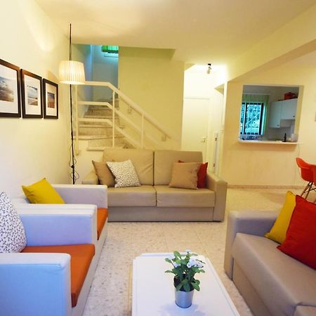 Christos Beach House Ларнака Екстериор снимка