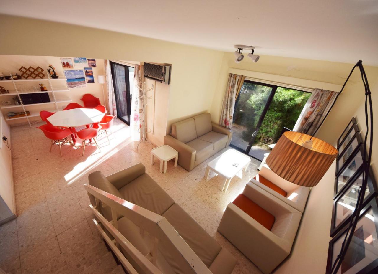 Christos Beach House Ларнака Екстериор снимка