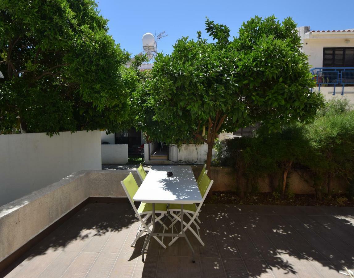 Christos Beach House Ларнака Екстериор снимка