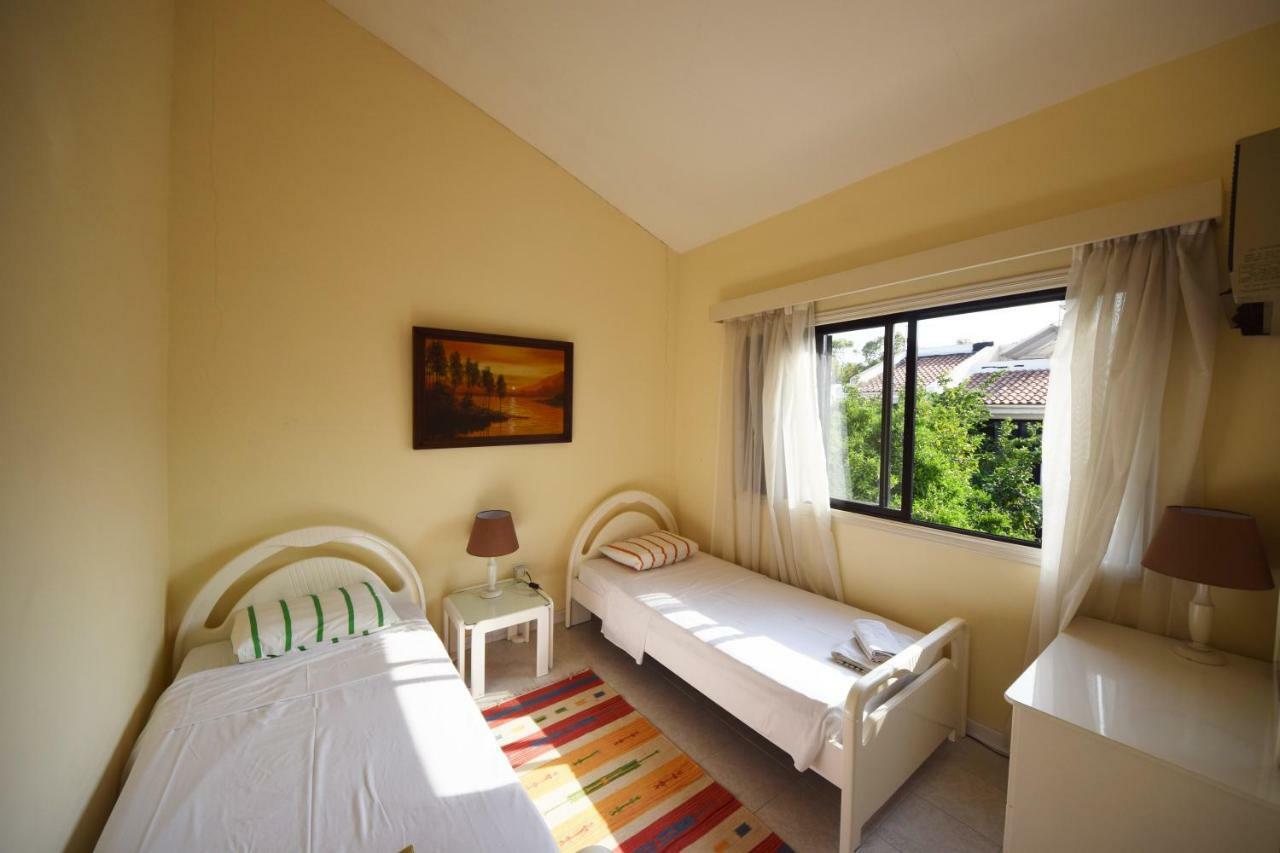 Christos Beach House Ларнака Екстериор снимка